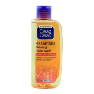 Clean & Clear Essentials Foaming Face Wash 100ml