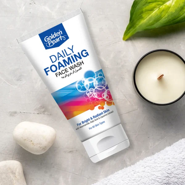 DailyFomingFacewashListingImage-3