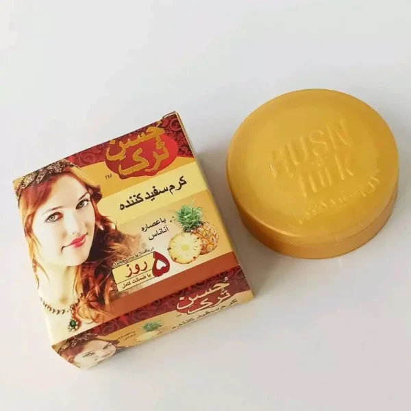 کرم-حسن-ترک-Husn-Turk